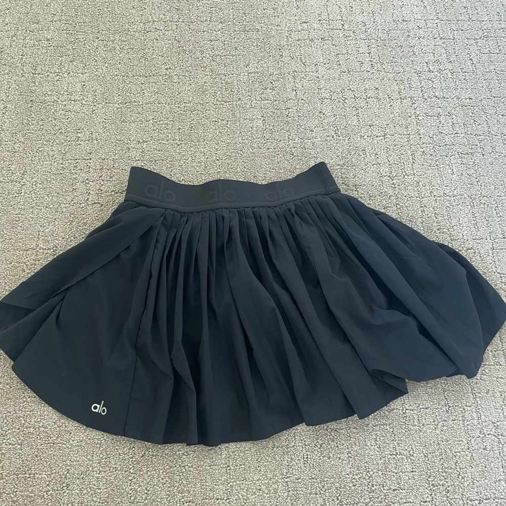 Alo skirt